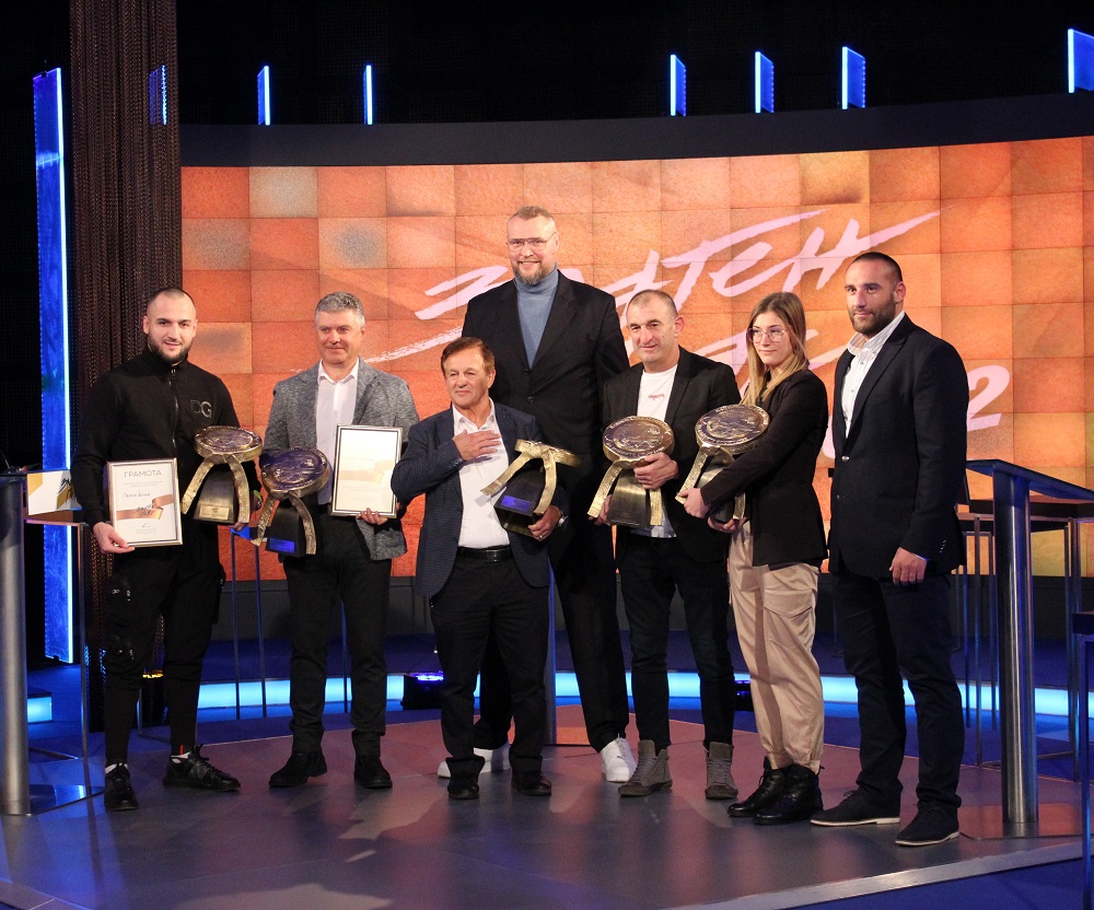 The best in combat sports for 2022 were awarded at the &#8220;Golden Belt&#8221; ceremony